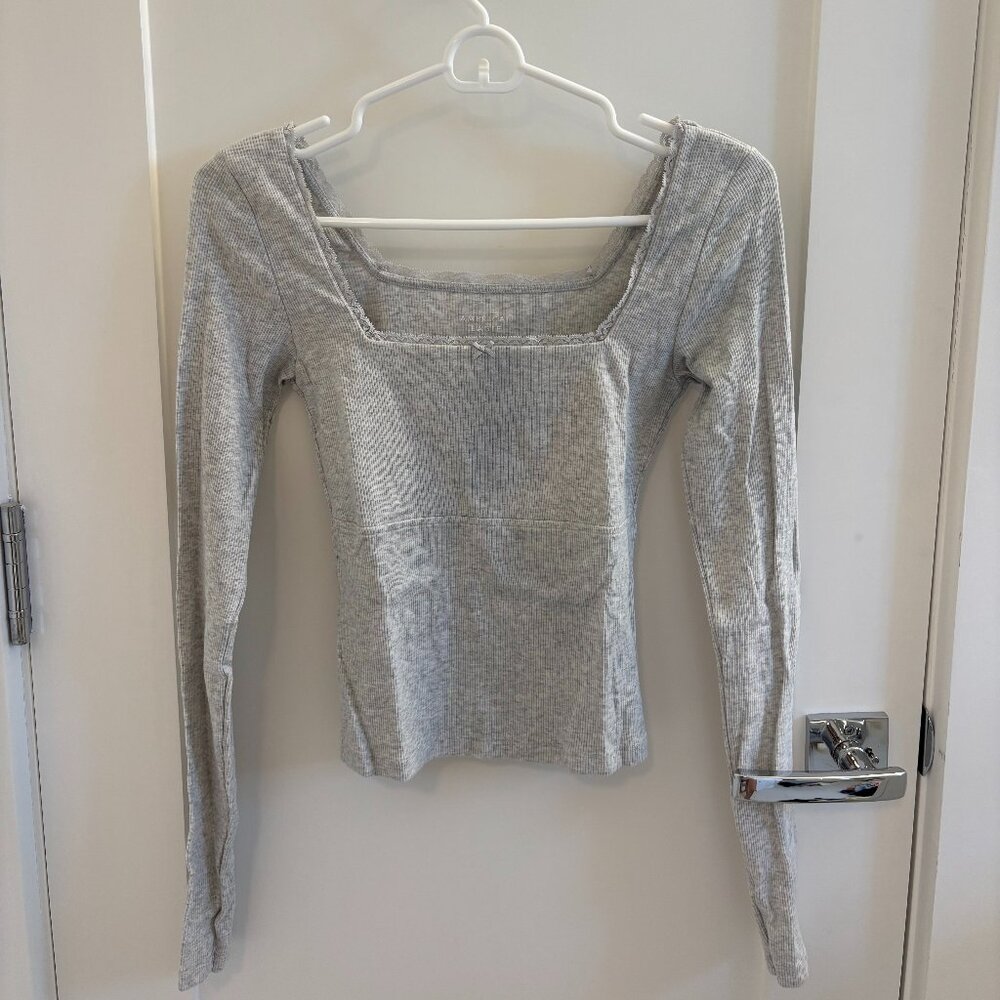 AMERICAN EAGLE lace trim square neck ribbed long sleeve size S